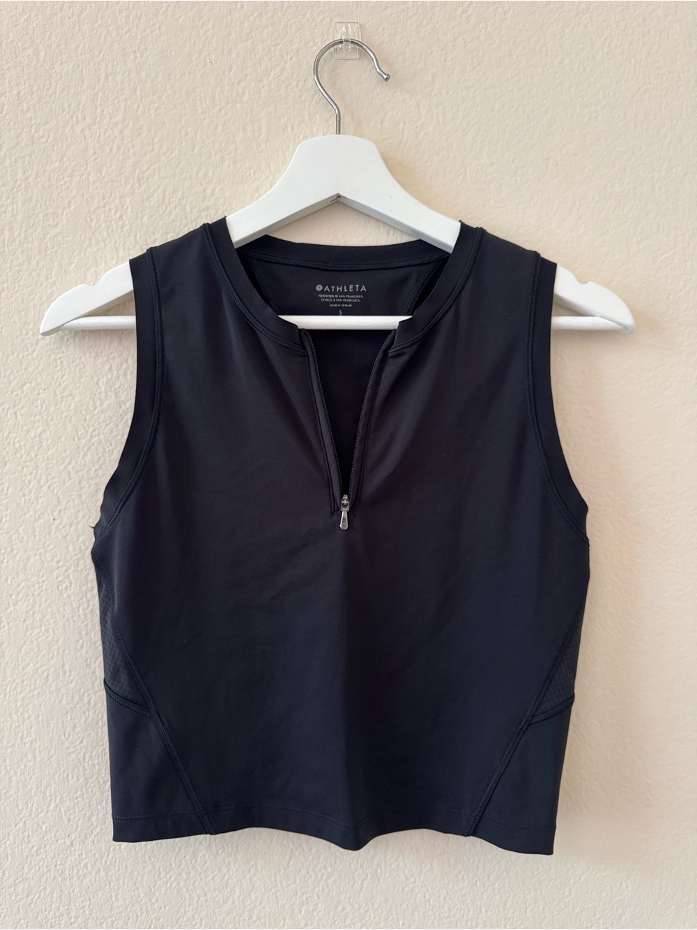 lululemon athletica Black Sleeveless Zip-Front Performance Tank